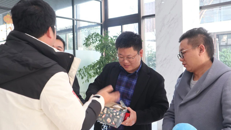 繽紛平安夜，歡樂圣誕節(jié) | 寶開舉辦第四季度員工集體生日會