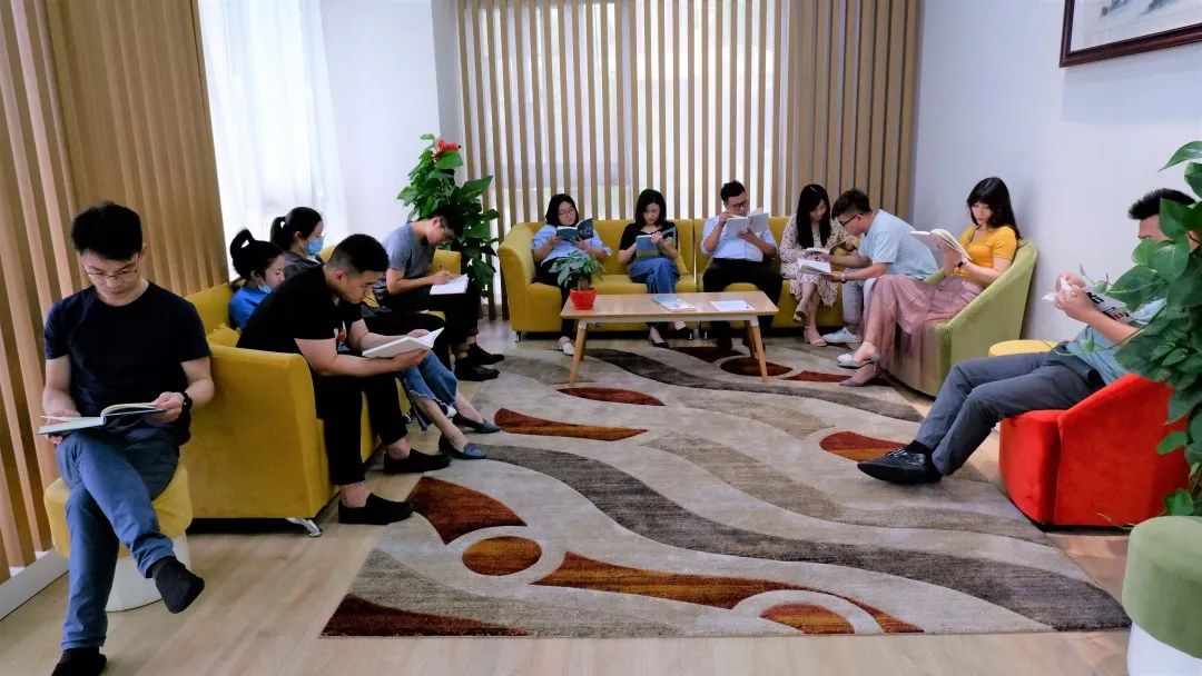 感受文字之美，共享閱讀之樂 | 寶開與燎申智城共同舉辦成長專場讀書活動(dòng)