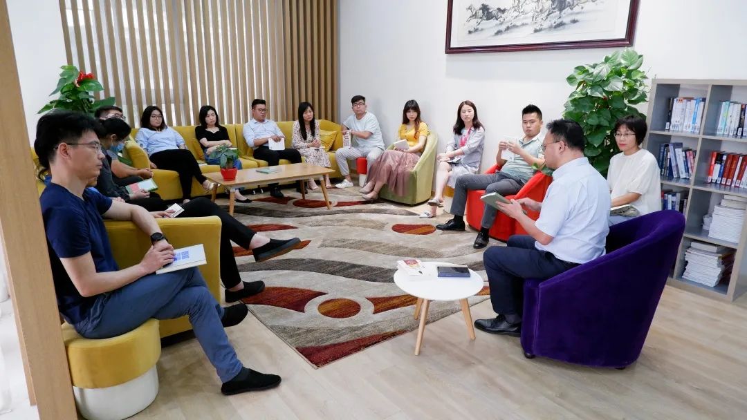 感受文字之美，共享閱讀之樂 | 寶開與燎申智城共同舉辦成長專場讀書活動(dòng)