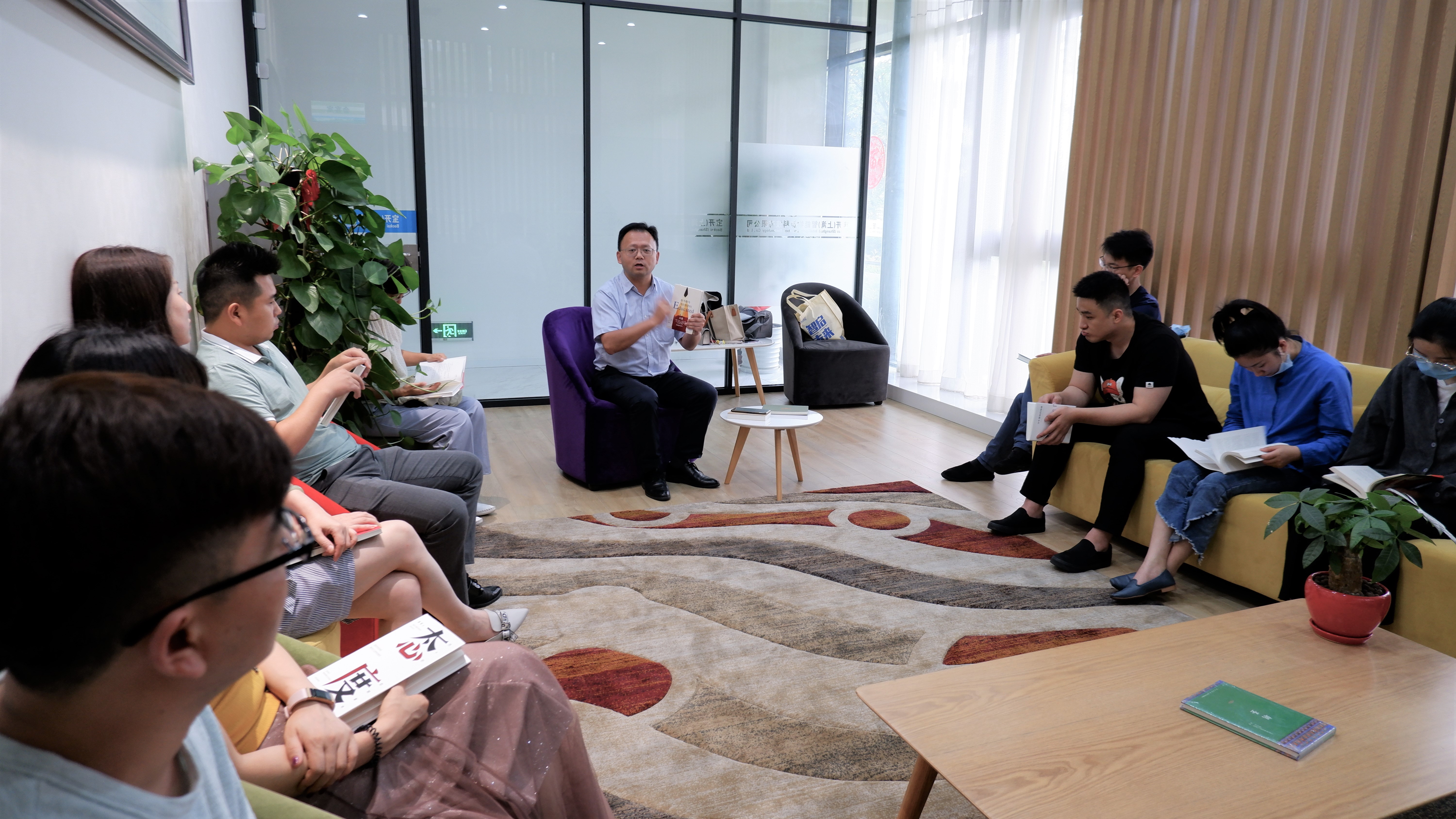 感受文字之美，共享閱讀之樂 | 寶開與燎申智城共同舉辦成長專場讀書活動(dòng)