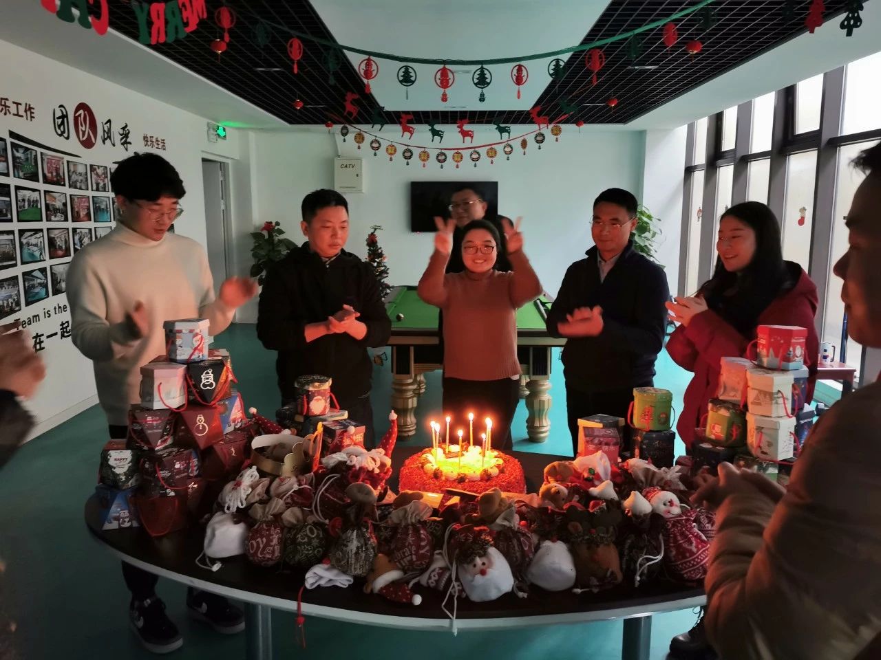 圣誕主題生日趴 | 濃情暖意平安夜，誕愿有你共前行