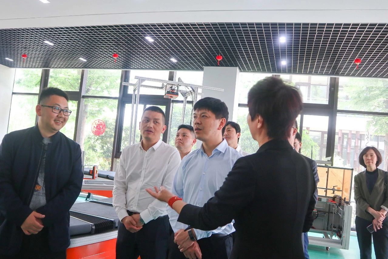 快訊 | 溫州市甌海區(qū)領(lǐng)導(dǎo)一行蒞臨寶開(kāi)參觀(guān)考察