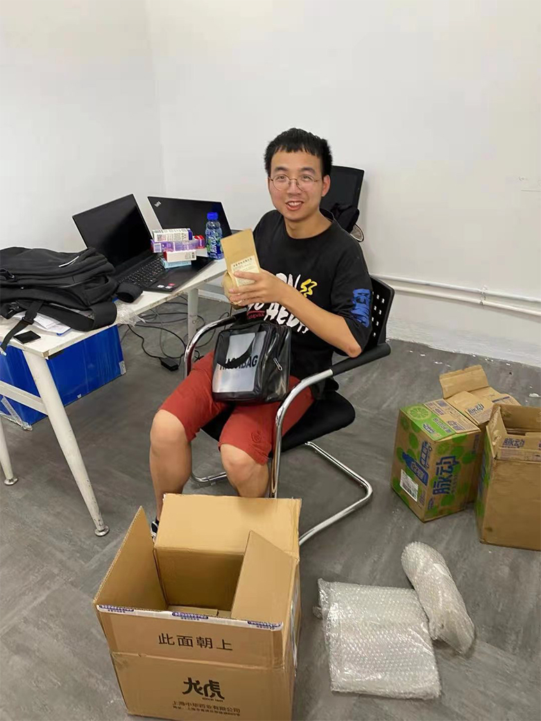 夏送清涼，情系一線｜致高溫下堅守崗位的一線員工