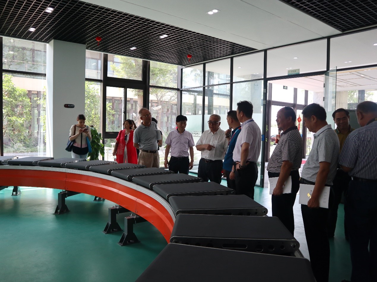 新聞 | 無錫市原政協(xié)領(lǐng)導(dǎo)、吳涇鎮(zhèn)黨委領(lǐng)導(dǎo)一行蒞臨寶開參觀考察