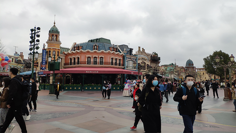 Happy Women’s Day | 歡度三八節(jié)，我們相約上海迪士尼樂園