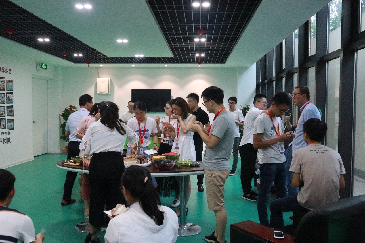 八月未央，歡聚一夏 | 寶開集體生日會：共享歡樂時刻